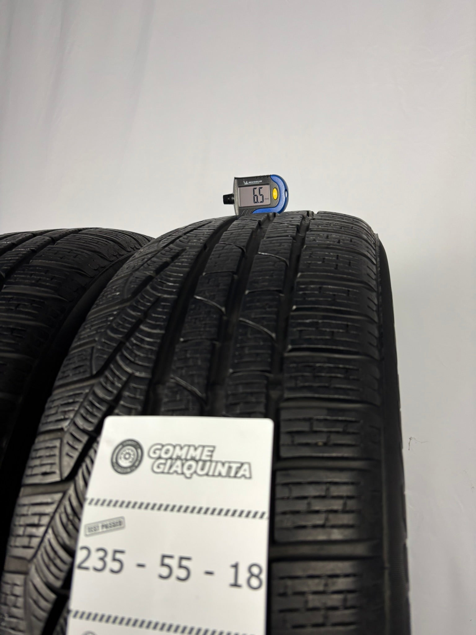 235/55 R18 104H Pirelli Winter 210 M+S