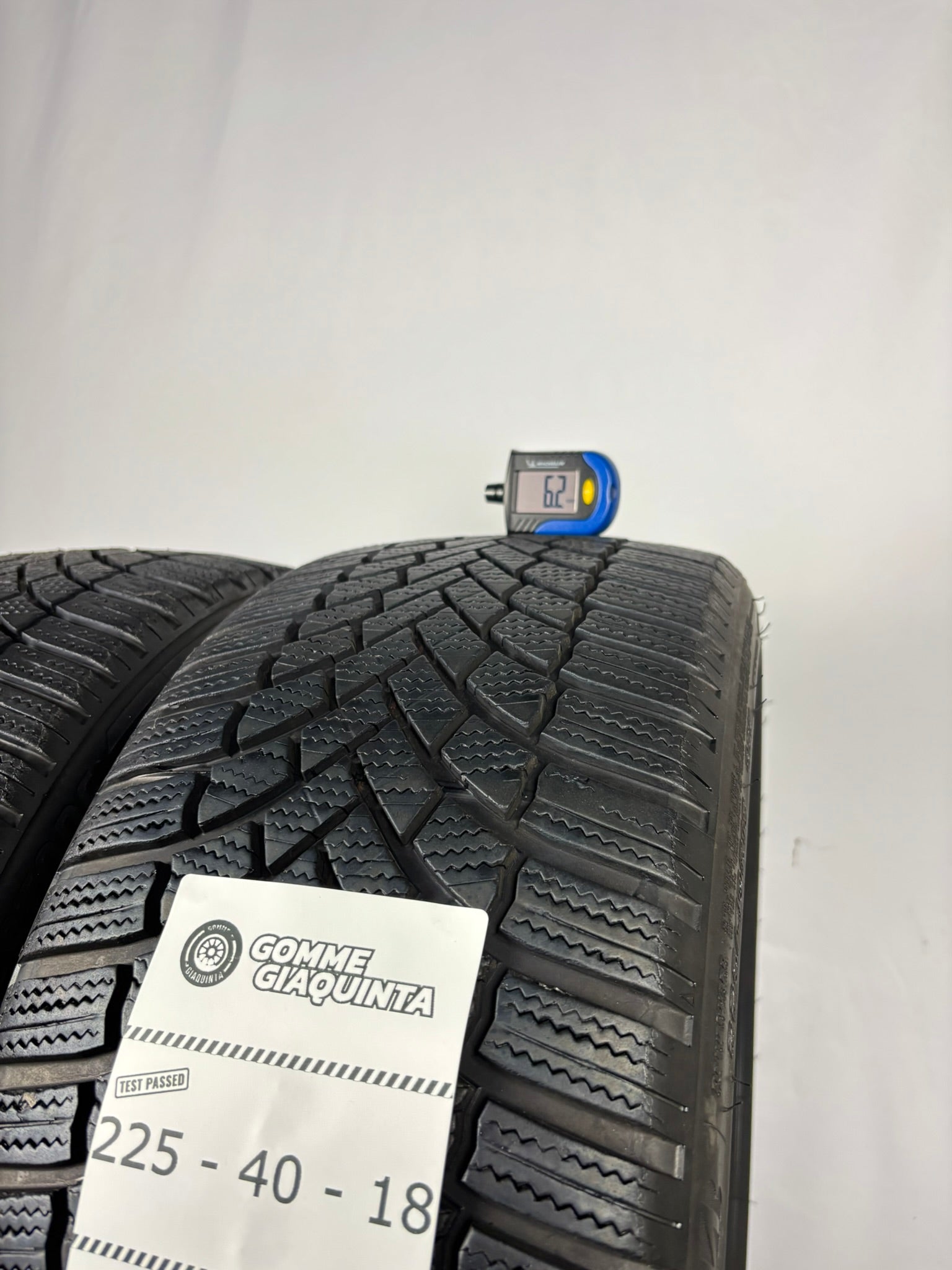 225/40 R18 92V Bridgestone Blizzak Lm005 M+S