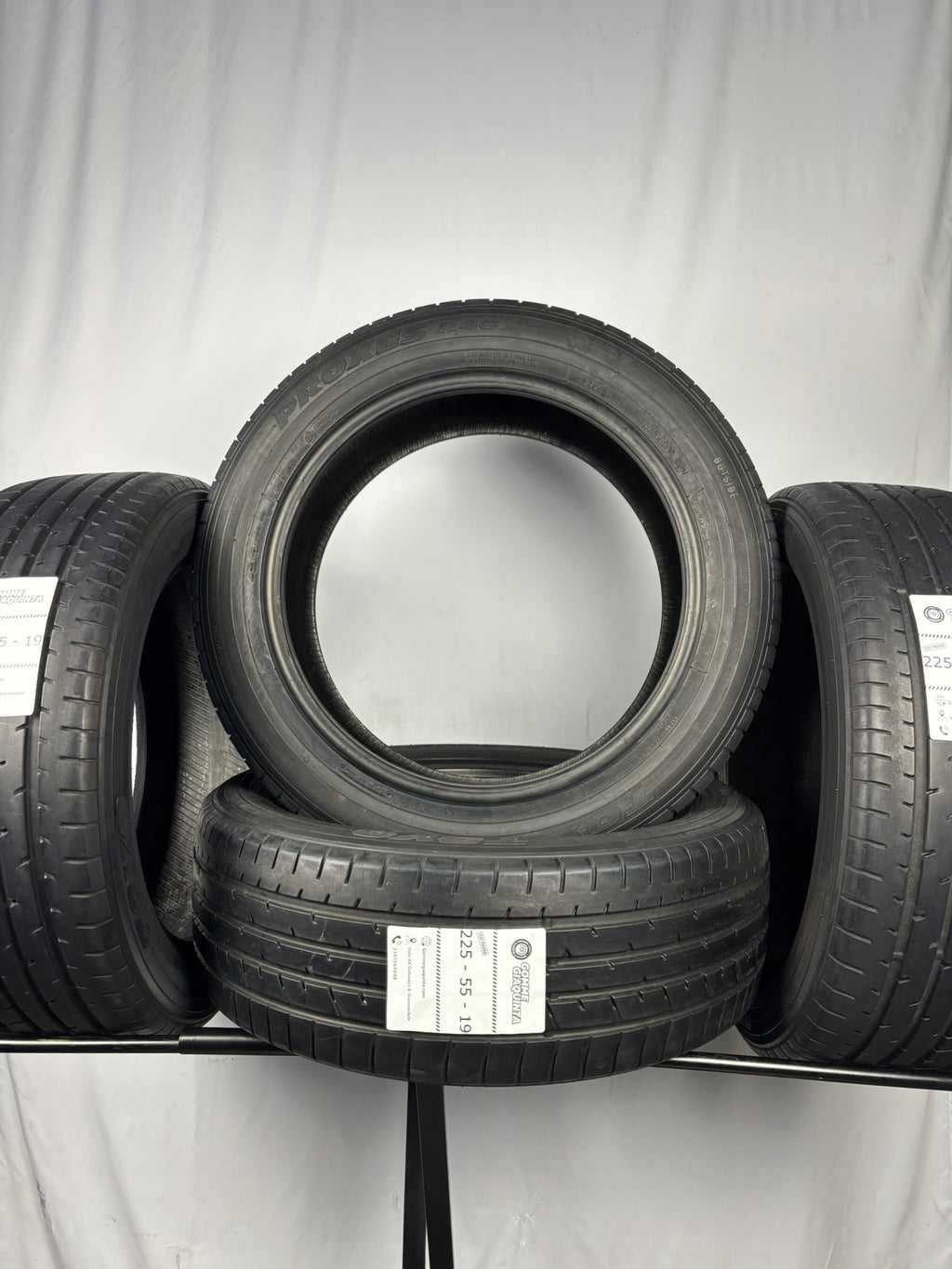 225/55 R19 99V Toyo Tires Proxes R46