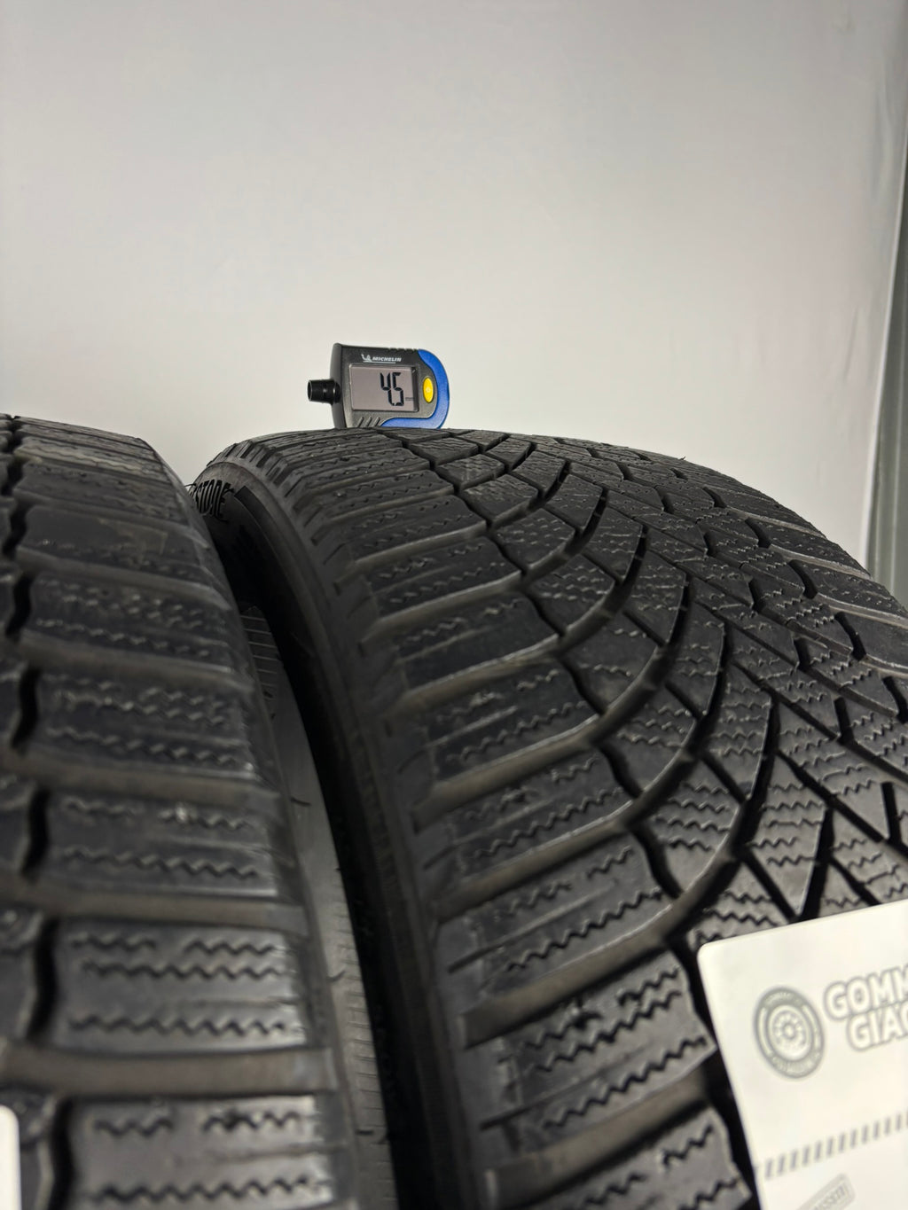 225/40 R18 92V Bridgestone Blizzak Lm005 M+S