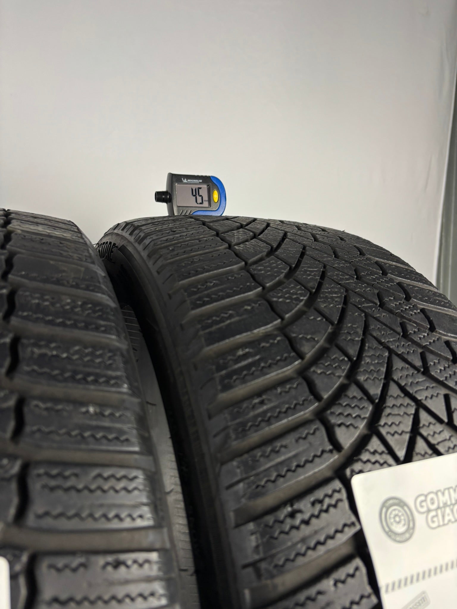 225/40 R18 92V Bridgestone Blizzak Lm005 M+S